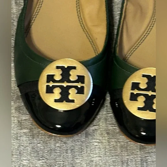 TORY BURCH MINNIE GREEN AND GOLD LEATHER CAP TOE BALLET FLATS SIZE 8